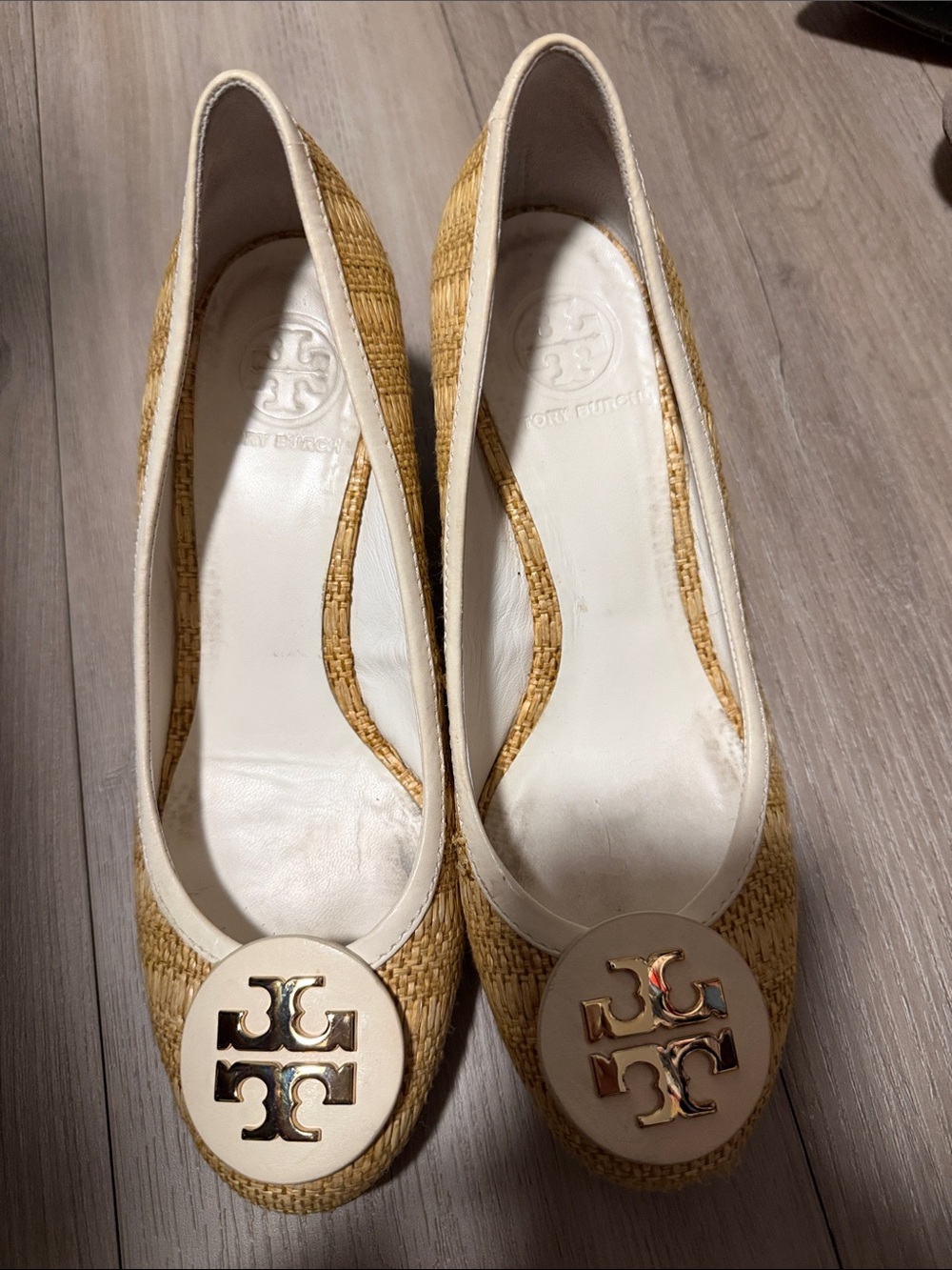 Tory Burch Natural Raffia Ballet Flats with Cream Logo Medallion